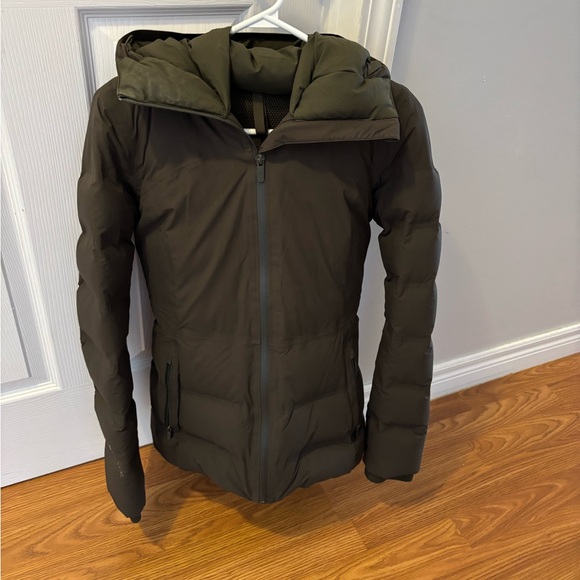 Lululemon winter jacket - Picture 1 of 5